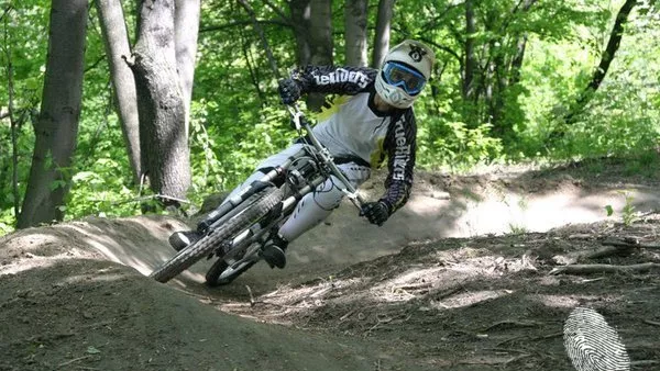 А някой кара...