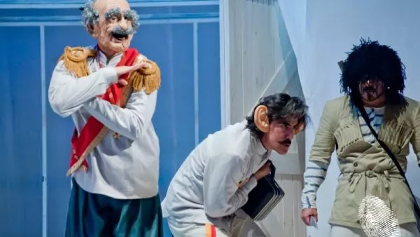 Задкулисно