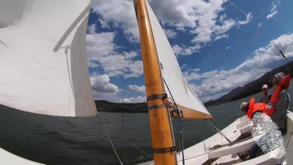 Белите платна