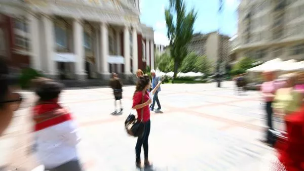 Няма 6 – 5, а 365