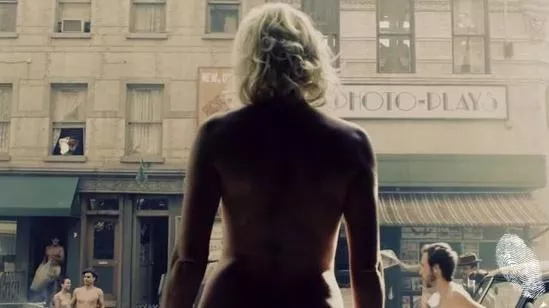 Глас зад кадър