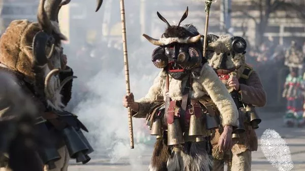 Златен прах