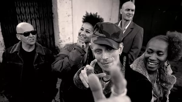 Stereo MCs със специален клубен лайв