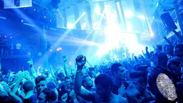 Вземи двойна покана за Solar Easter