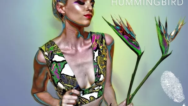 Виж новото видео на Kyla La Grange на 360°