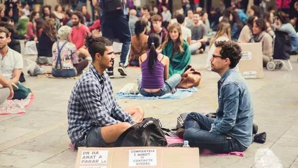 Очи в очи с непознат