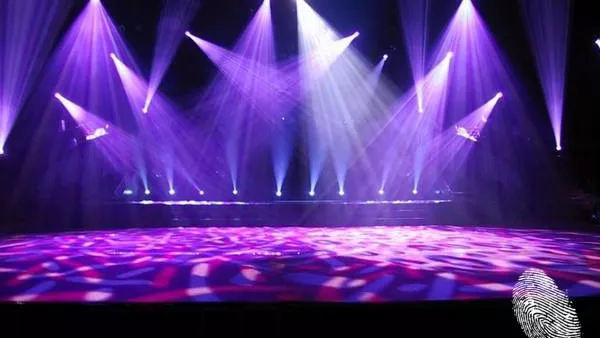 НАТФИЗ те кани на Коледна сцена