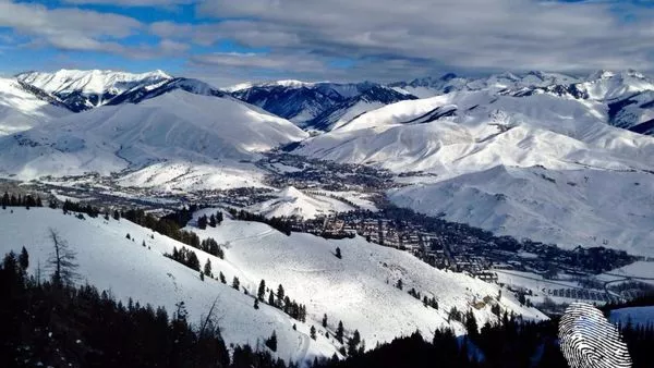 Учат ни на безопасност в зимната планина