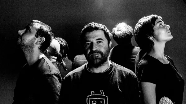 Кайно Йесно Слонце се сбогуват довечера