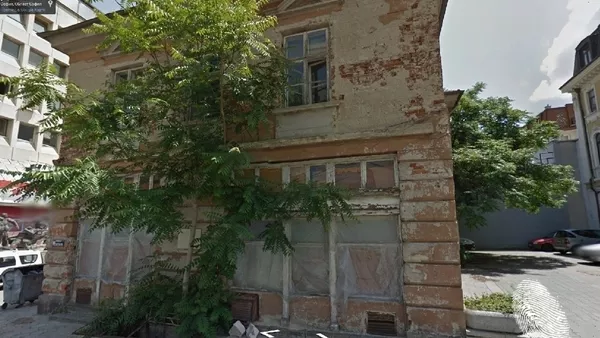 Разрушиха още една стара къща