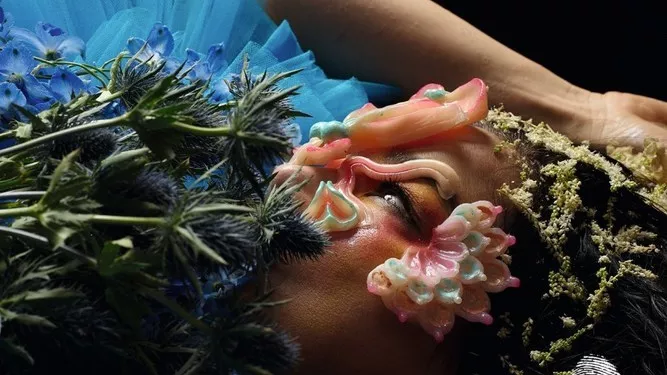 Виж новия клип на Бьорк