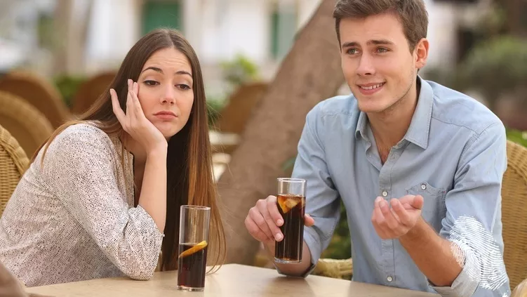 Признаци, че си във Friendzone-та