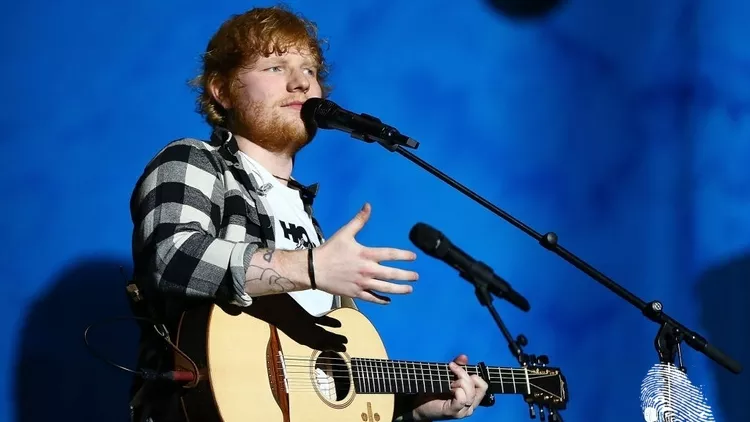 O, велики Ед Шийрън, няма по-велик от теб! Поздрав: Едни милениъли