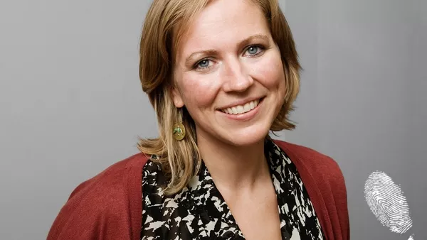 Каролин Ейми