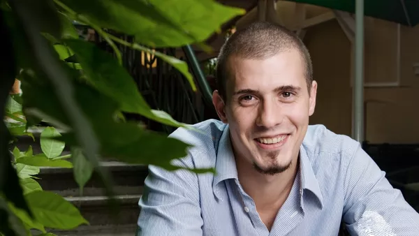 Стоян Зиков-Стъки