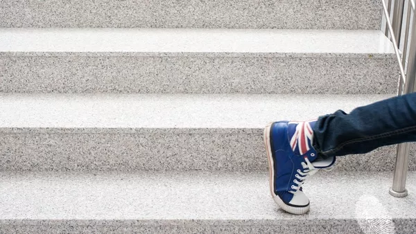 Александър Сано: Аз съм на изчезване