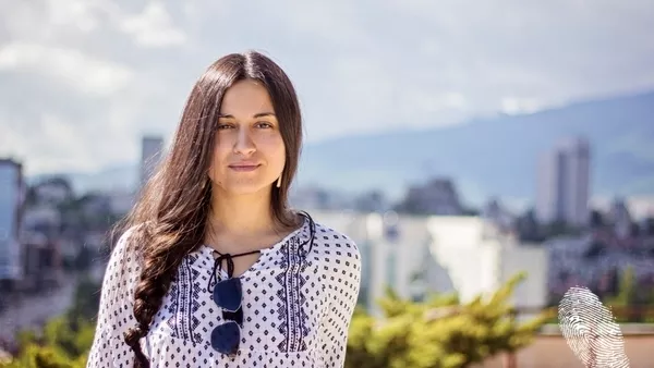 Анна Манолова