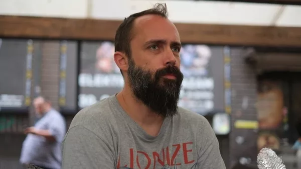 Нийл Фалън от Clutch