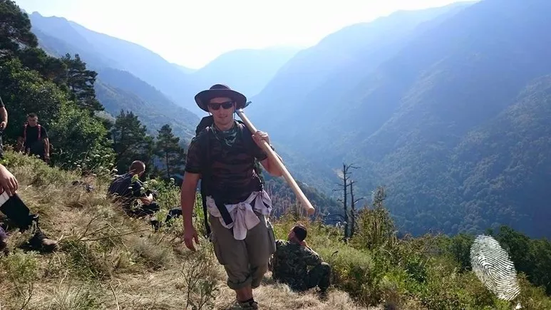 Антон, който ти води елха на гости