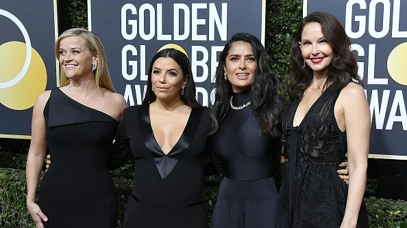 Златни глобуси и черни рокли. Убийствени черни рокли