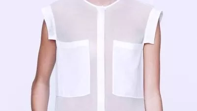 Прозрачна си ми