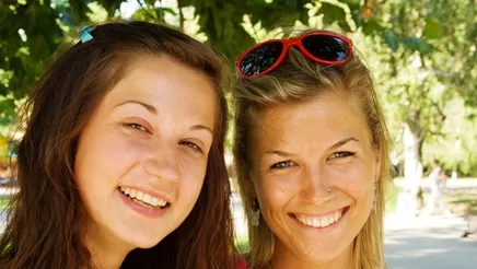 Божана и Алис