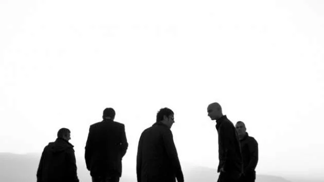 Остава отбелязват 27 години на сцената с книга и 2 концерта