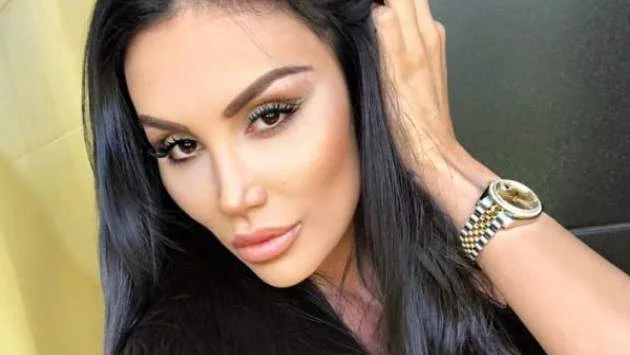 Моника Валериева: Защо трябва да се отчитам на вас за парите и живота си?