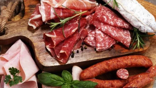 Ето какво всъщност съдържат колбасите