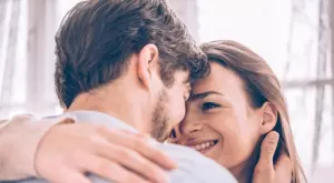 Мъжете харесват тези 15 неща в жените повече от външността 