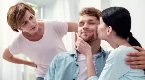 Виц за днес: Аман от тази негова майка!