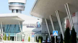  {{ otherArticle[0].article.title }} 