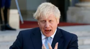 Приеха в болница британския премиер Борис Джонсън