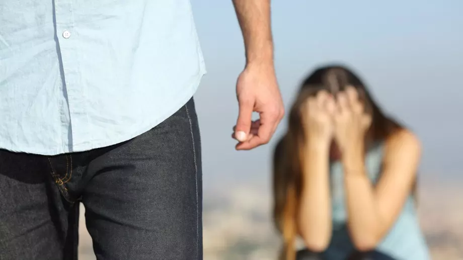 Понякога най-трудното нещо е да пуснем човека, когото сме обичали