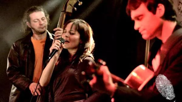 Музика под небето на Париж