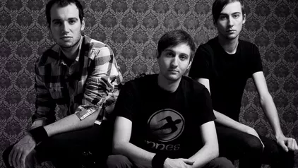 Фийчъринг Йорселф от Германия