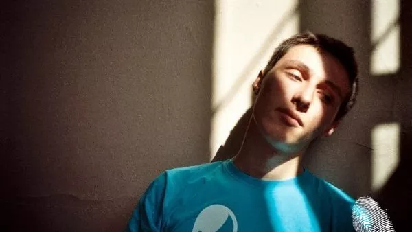 Сава представя аудиовизуален сет