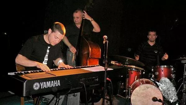 Тони Златанов и Дъ Голдън Проджект 2