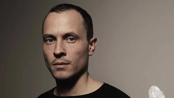 Robert Dietz от Германия