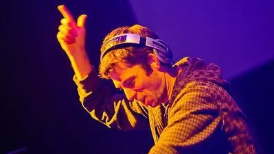 Ed Solo от Великобритания