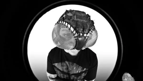 15 години H.M.S.U.