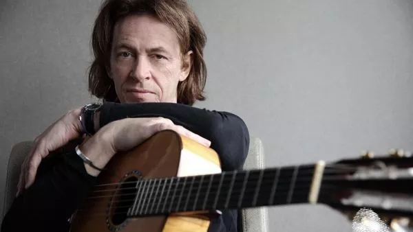 Dominic Miller live in concert