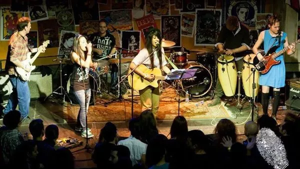 Raja & the Band и Bears and Hunters