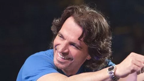 Yanni Live in Concert