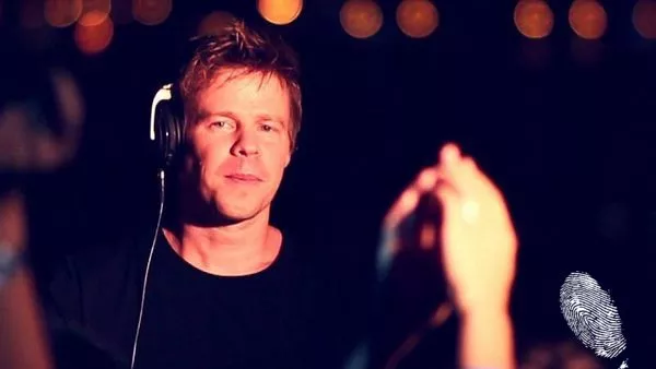 Ferry Corsten от Холандия