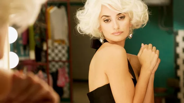 Прекършени прегръдки