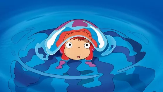 Поньо от скалата край морето