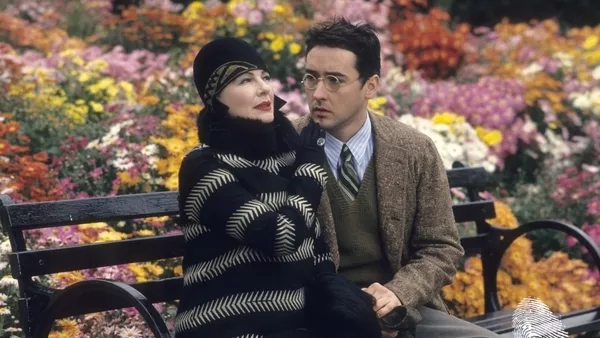 Куршуми над Бродуей