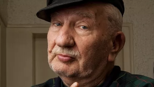 Джеки, Джони и Чарли не са имена на кучета