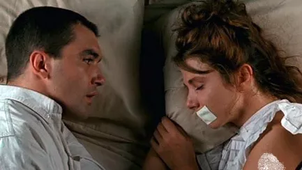 Ела, завържи ме!